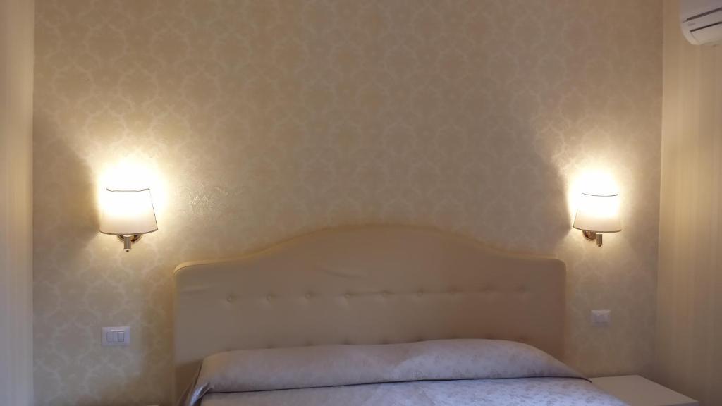 רומא Hotel Saturnia מראה חיצוני תמונה